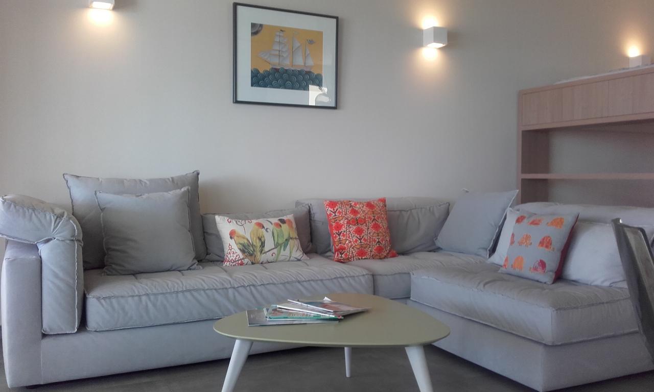 Rodia Beach Suites Kokkinos Pyrgos Eksteriør billede