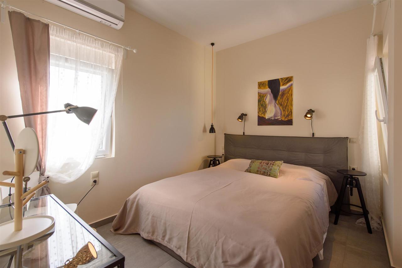 Rodia Beach Suites Kokkinos Pyrgos Eksteriør billede