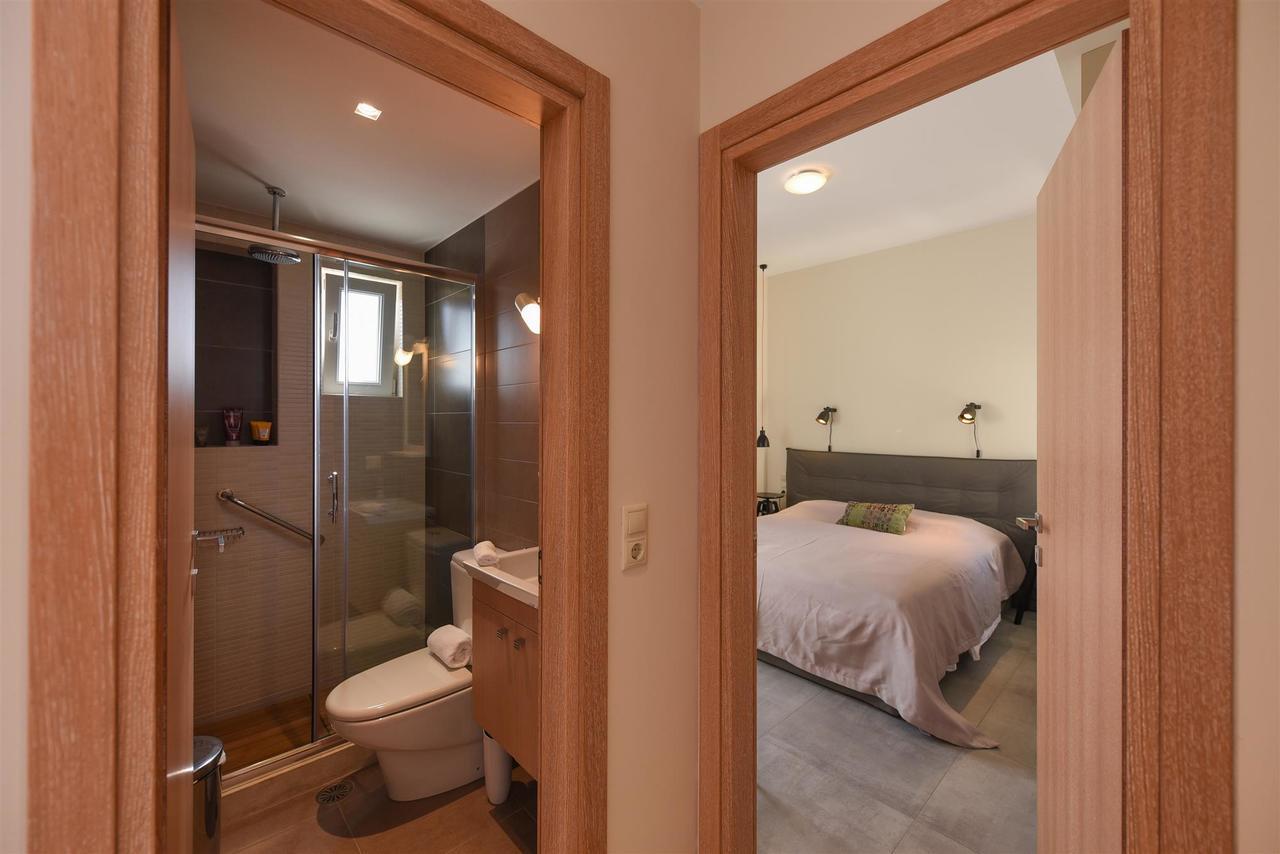 Rodia Beach Suites Kokkinos Pyrgos Eksteriør billede