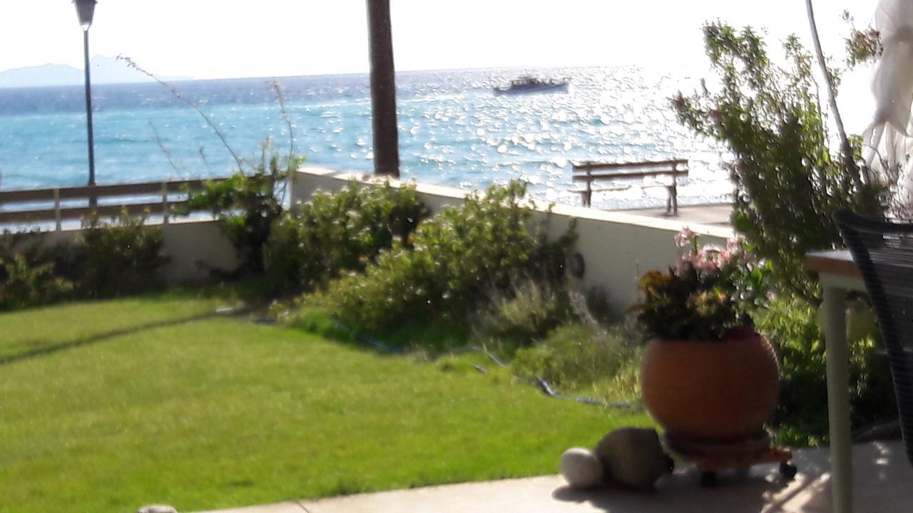 Rodia Beach Suites Kokkinos Pyrgos Eksteriør billede